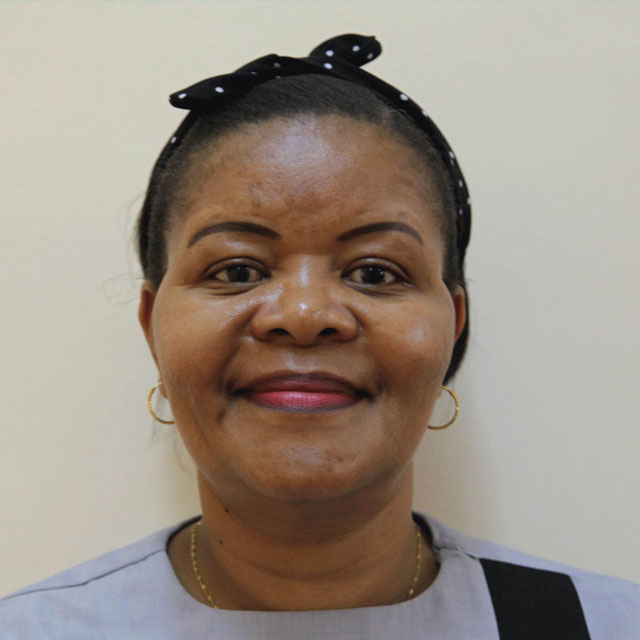 Bi Roselyne Massam